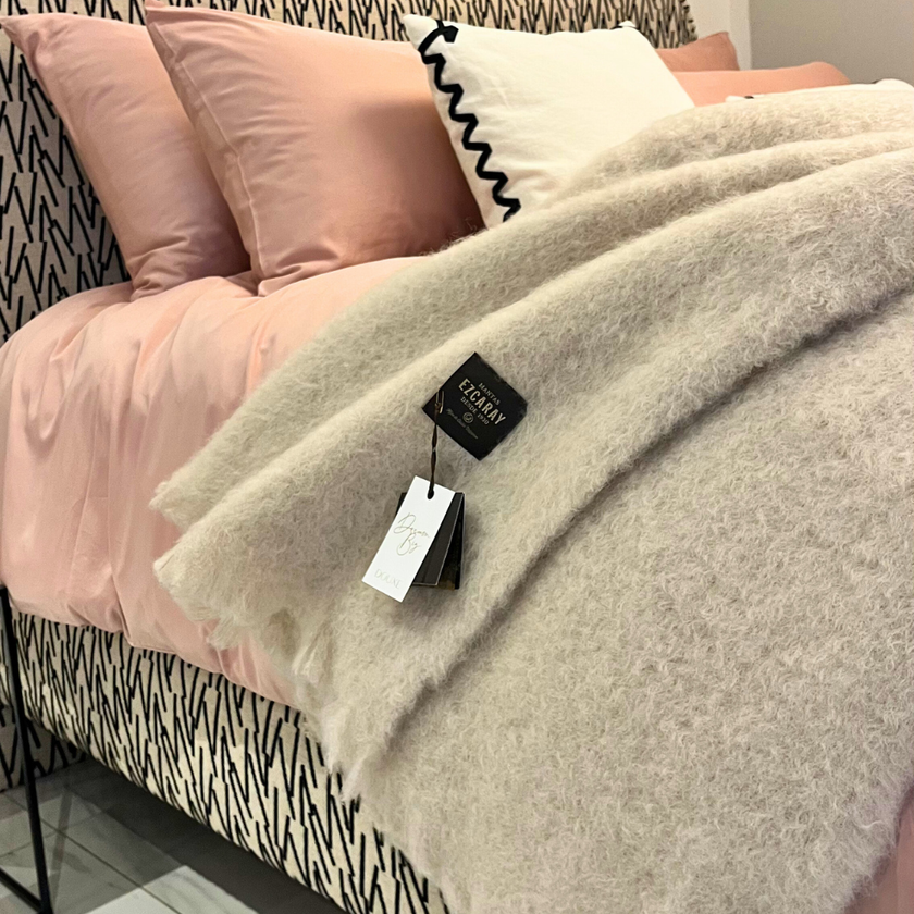 Mantas Ezcaray Throw 260x240 cm - Beige
