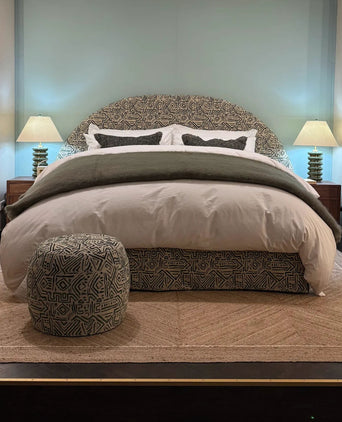 Mantas Ezcaray Throw 260×240 cm | Dark Green Mantas Ezcaray Throw 260×240 cm | Dark Green