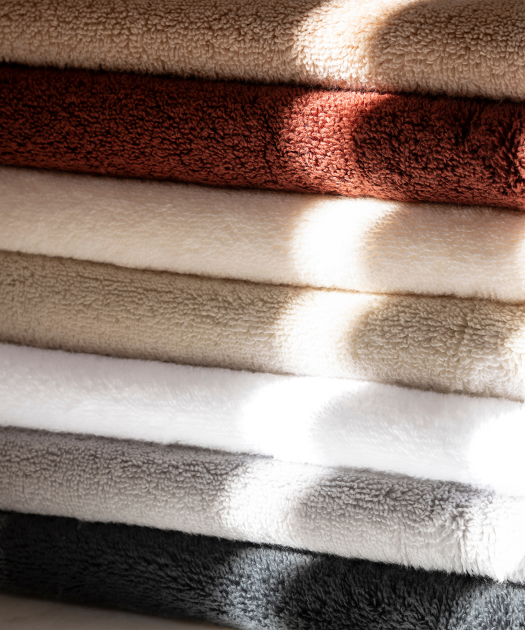 2x Zero-Twist Cotton Towels 70x140 cm | White