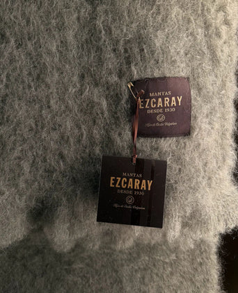 Mantas Ezcaray Throw 260×240 cm | Dark Green Mantas Ezcaray Throw 260×240 cm | Dark Green