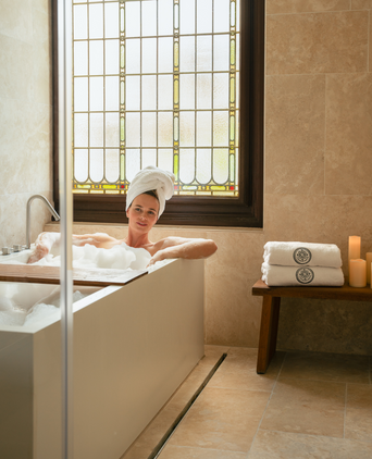 Conservatorium Hotel Towels | 70x140 cm Conservatorium Hotel Towels | 70x140 cm