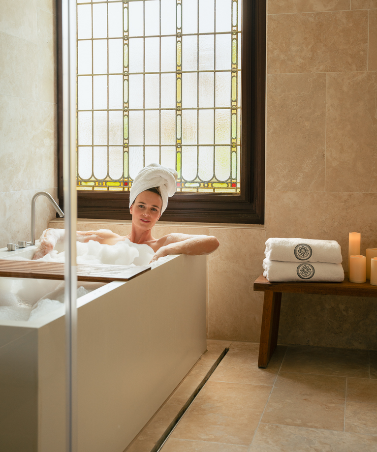 Conservatorium Hotel Towels | 70x140 cm