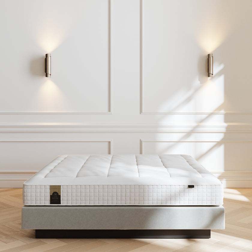 DOUXE Black Label Boxspring + Black Label Mattress | Dove
