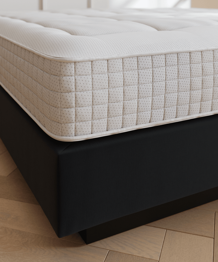 DOUXE Hotel Box Spring Jet Black