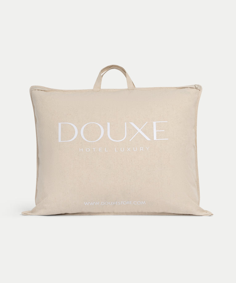 DOUXE Down Body Pillow | 80x80 cm