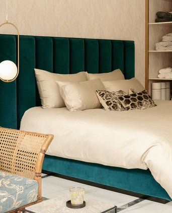 Otello Hotel Bed with Prestige Mattresses & Prestige Featherbed | 200×200 cm | Outlet Otello Hotel Bed with Prestige Mattresses & Prestige Featherbed | 200×200 cm | Outlet