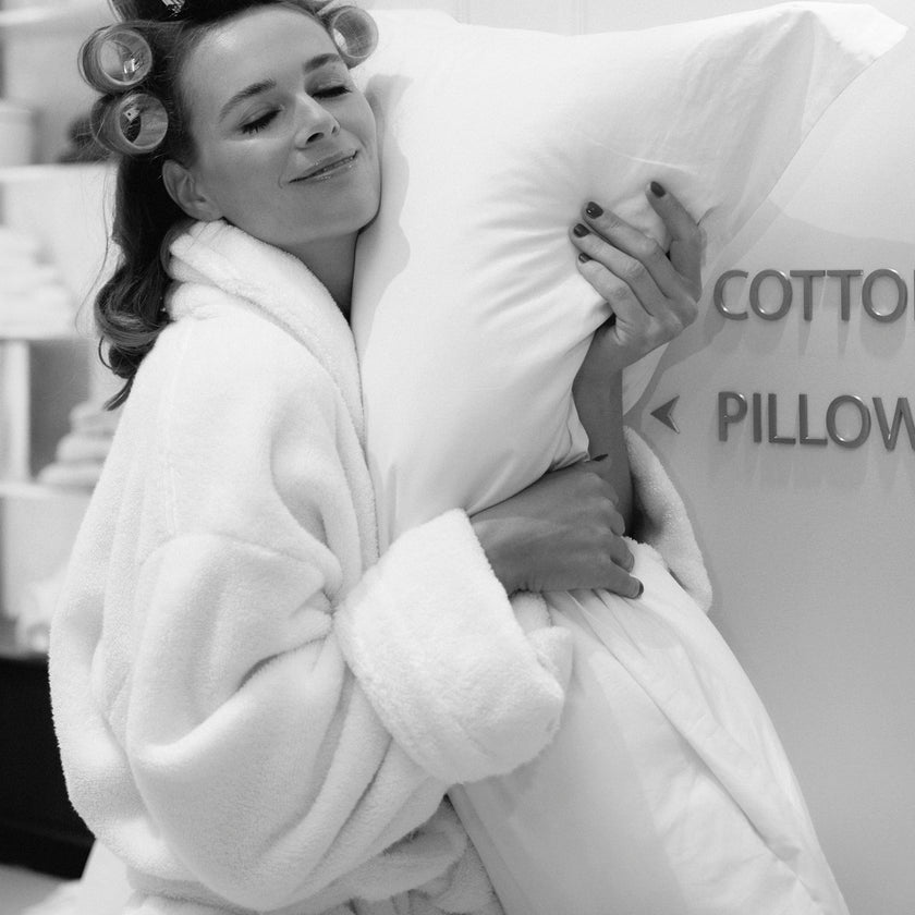 DOUXE Hotel Pillow microfiber | Soft | 50x90cm