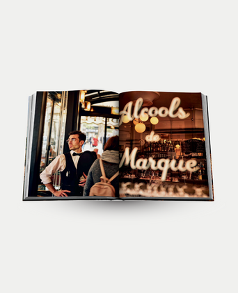 Paris Chic - Assouline Coffee Table Book Paris Chic - Assouline Coffee Table Book