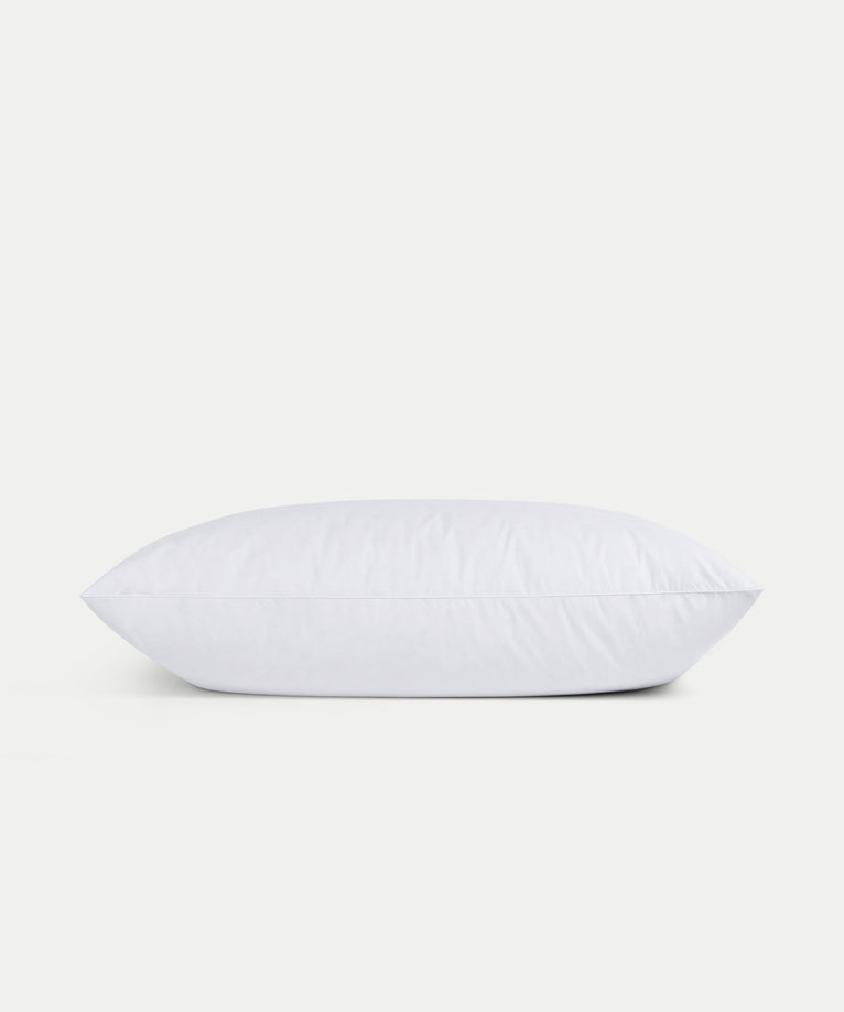 Kids Down Pillow 50 × 90 cm - Petit Hôtel