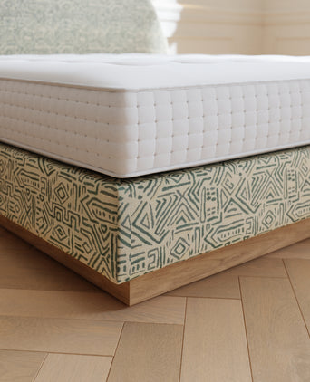 Bed Bibury Cotswolds - Pierre Frey Bed Bibury Cotswolds - Pierre Frey