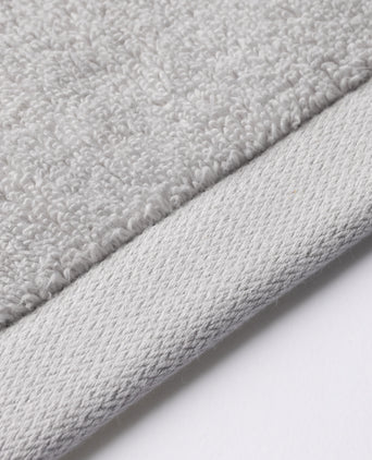 Towel set Essential (4 pcs) | Silver Grey Towel set Essential (4 pcs) | Silver Grey