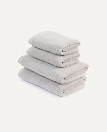 Towel set Essential (4 pcs) | Silver Grey Towel set Essential (4 pcs) | Silver Grey