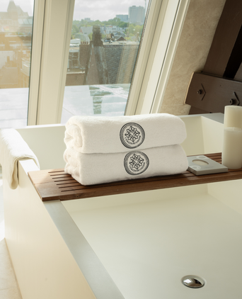 Conservatorium Hotel Towels | 70x140 cm