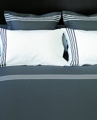 Duvet Cover Set Corvus, sateen 300TC Egyptian Cotton - Mirabel Slabbinck Mirabel Slabbinck Duvet cover | Corvus | Egyptian cotton