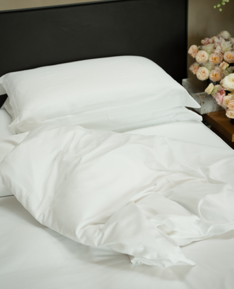 DOUXE Hotel Pillows King size pillows like in a luxury hotel