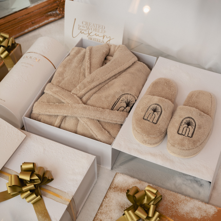 Bathrobe and slippers | Gift set | Latte