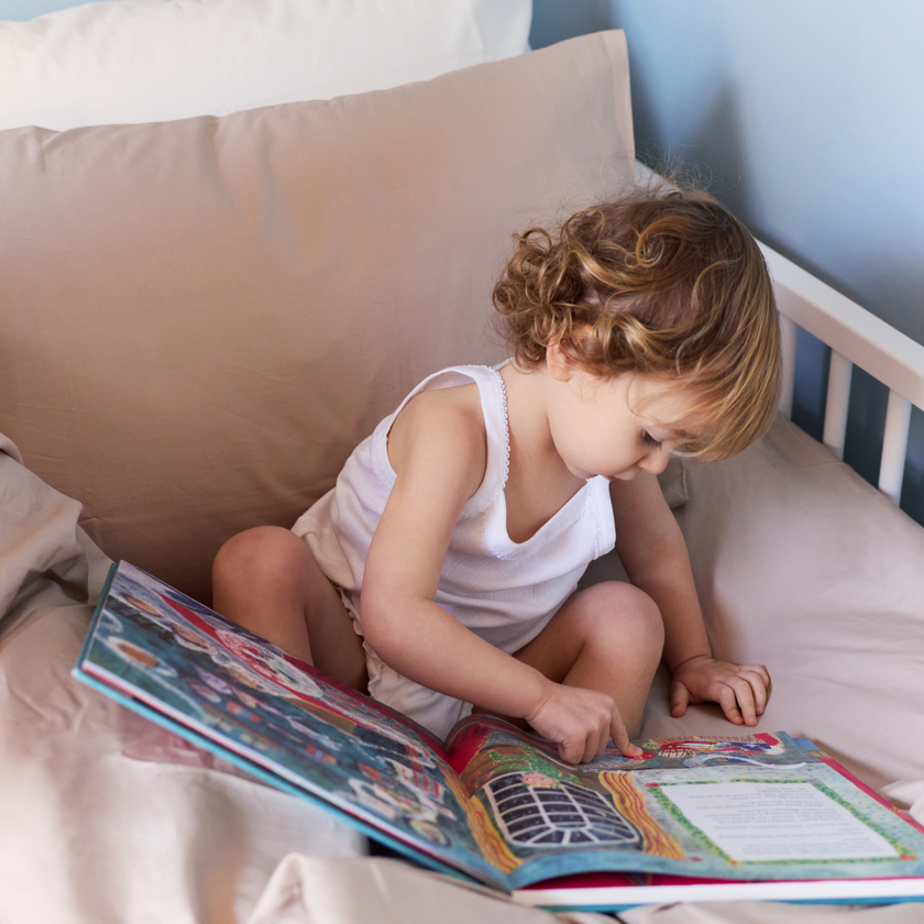 Kids Down Pillow 50 × 90 cm - Petit Hôtel