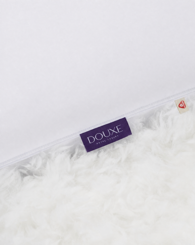 DOUXE PrimaLoft® Duvet