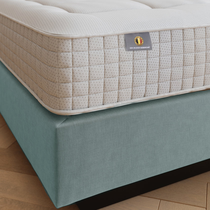 Efteling Grand Hotel Signature Bed – Abyss Blue