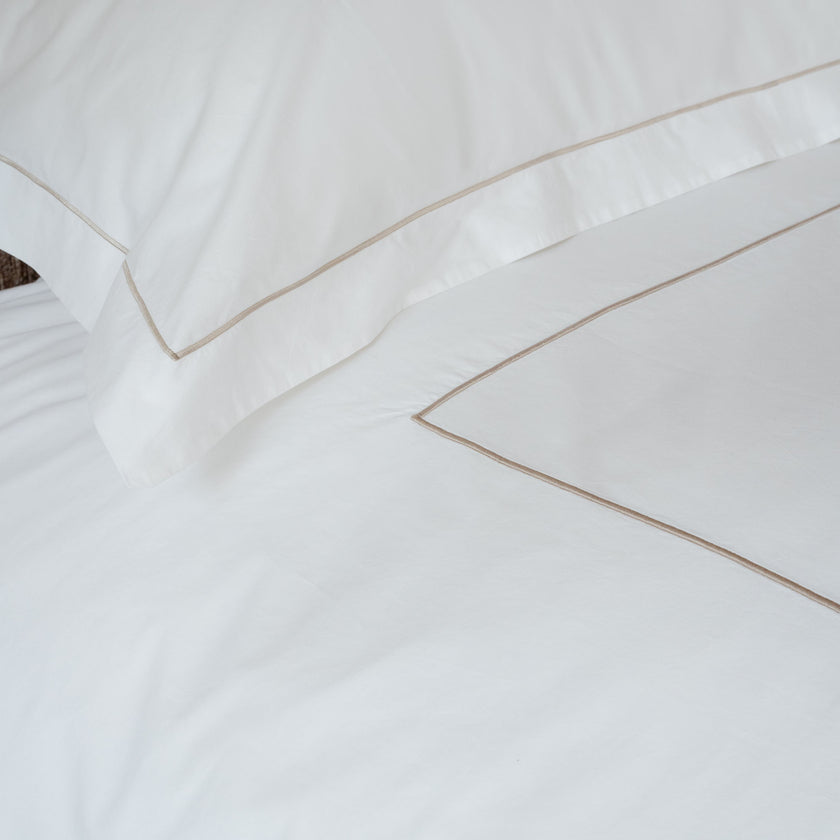 Duvet Cover Set + Fitted Sheet Egyptian Cotton Percale | Carmel White
