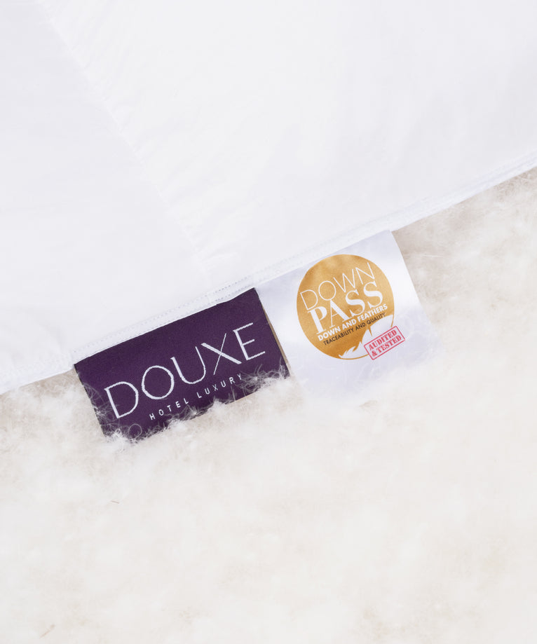 Conservatorium Hotel Duvet | Down Duvet