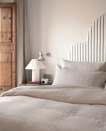 Summer Suite Linen Bedding Set