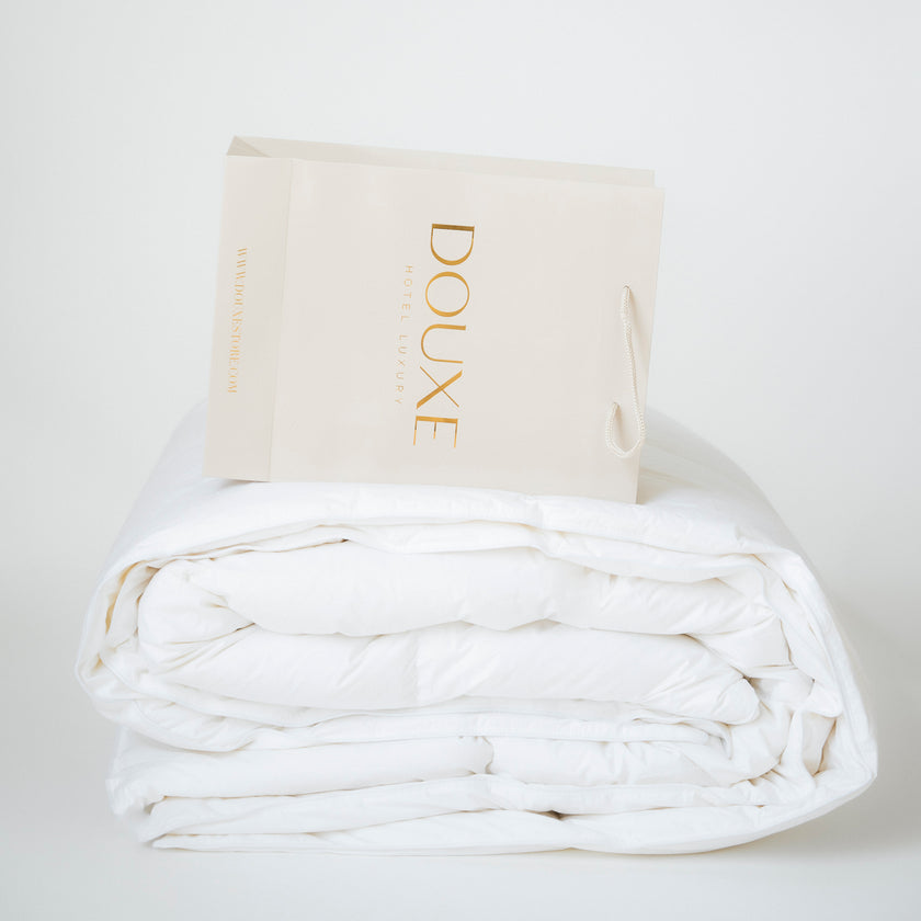 Conservatorium Hotel Duvet | Down Duvet