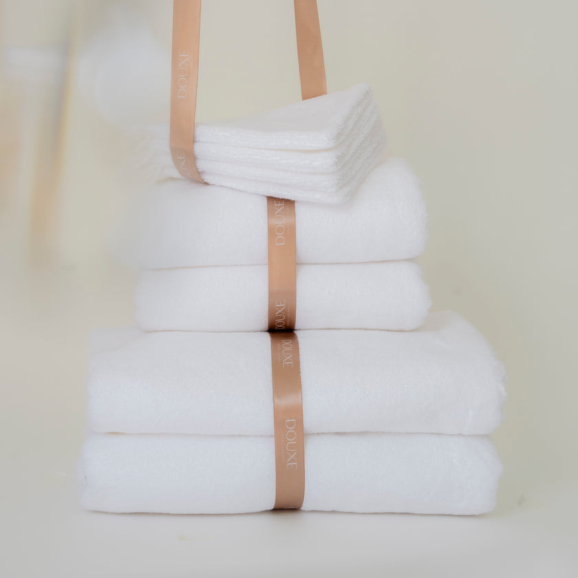 Towel set Deluxe (8 pcs) | White