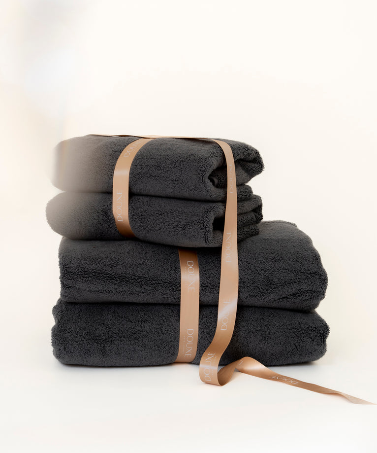 Towel set Essential (4 pcs) | Anthracite