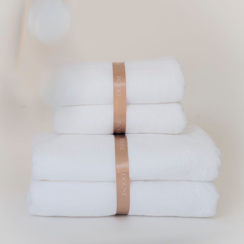 Towel set Essential (4 pcs) | White