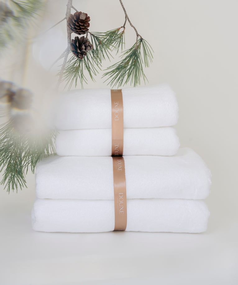 Towel set Essential (4 pcs) | White