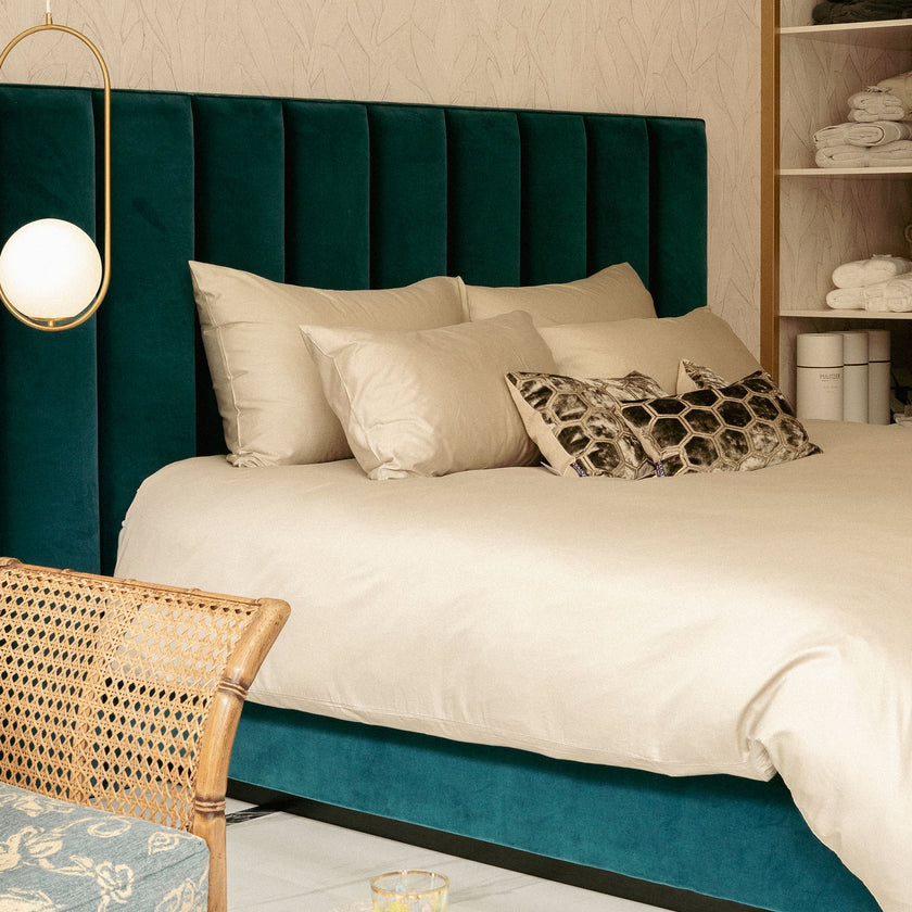 Otello Hotel Bed with Prestige Mattresses & Prestige Featherbed | 200×200 cm | Outlet