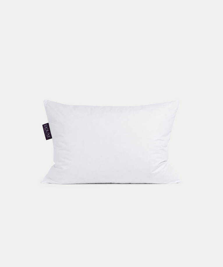 DOUXE Down Pillow | Medium | 50x70cm