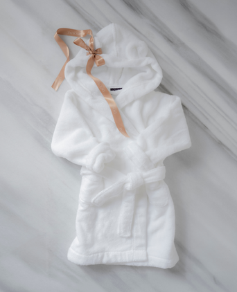 Bathrobe Kids in white with teddy ears and decorative golden ribbon