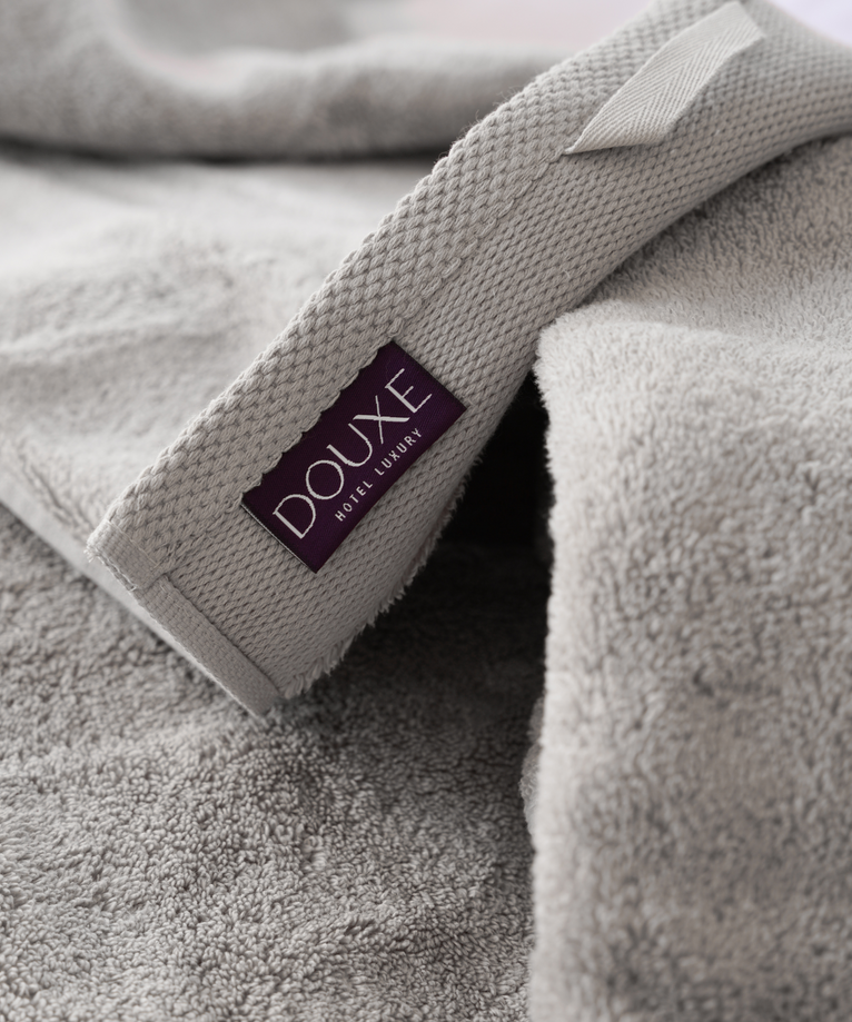 DOUXE Hotel Towel Set Luxury | Silver Grey